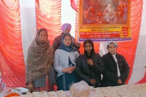 Read more about the article Bullana Sangat Served Hot Milk & Langar to Community in The Memory of Amar Shahid Baba Moti Ram